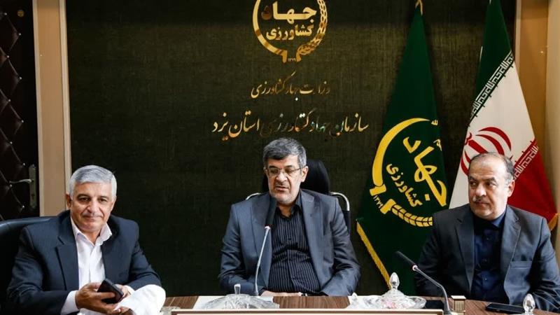 استاندار یزد: هیچ مشکلی در تامین کالاهای اساسی مردم نداریم