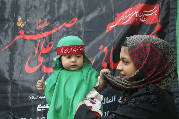 آماده کردن لباس شیرخوارگان حسینی در شیراز