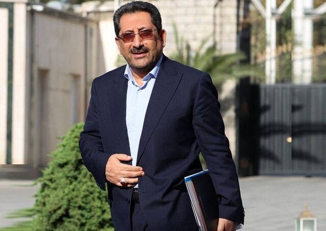 وزیر صمت: بسته حمایتی دولت برای صنایع تصویب شد؛ تسهیلات بانکی و تخفیفهای مالیاتی