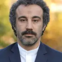 حضور محسن تنابنده در گلزار شهدای بهشت زهرا(س)