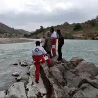 نجات ۴۶ نفر از خطر مرگ در آبهای ساحلی مازندران