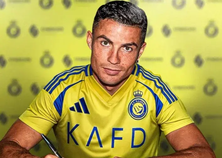 رونالدو با النصر تمدید کرد