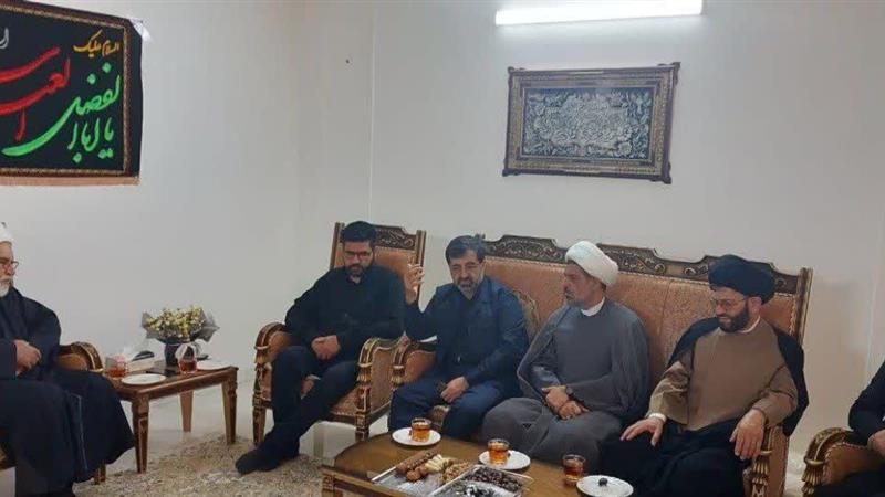 استاندار قم: شهیدان از عزت ایران محافظت کردند