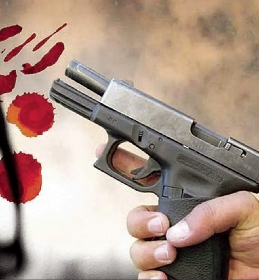 مردی مقابل چشمان همسرش در تهران به قتل رسید