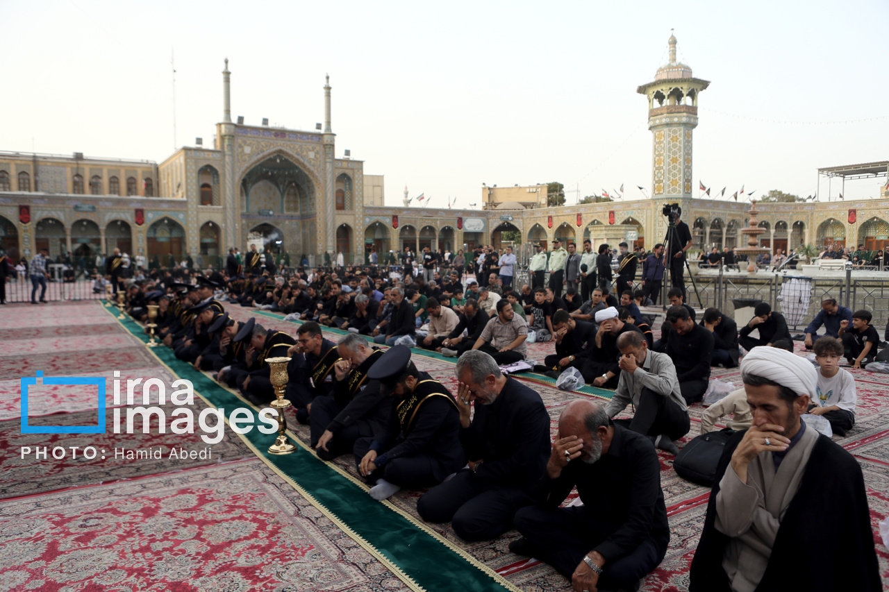 اذن عزا و تعویض پرچم حرم حضرت معصومه(س)