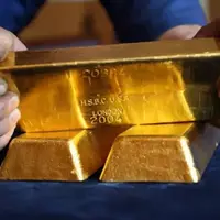 طلای جهانی در مسیر کاهش قیمت