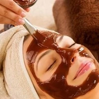 رفع تیرگی دور چشم با قهوه و عسل