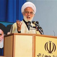 امام جمعه اراک: ملت ایران با تمام وجود از عزت و شرف خود صیانت می‌کند