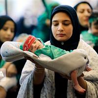 مادران زنجانی به یاد کوچکترین شهید کربلا، اشک ماتم ریختند