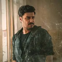 زیر منت کسی یا چیزی نمون ...