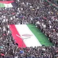 راهپیمایی یمنی‌ها در حمایت از ایران و غزه