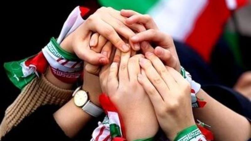 استاندار یزد: وحدت مردم و مجاهدت نیروهای مسلح، عامل پیروزی مقابل دشمن بود