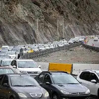 ترافیک پُرحجم و سنگین در جاده‌های چالوس و هراز