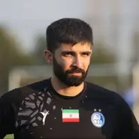مازیار زارع دست روی گلر استقلال گذاشت