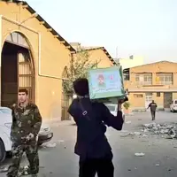 عکس/ تابوتی که برای حمل آن یک نفر کافی بود