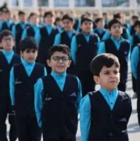 اجبار دانش‌آموزان برای تهیه لباس فرم جدید ممنوع است