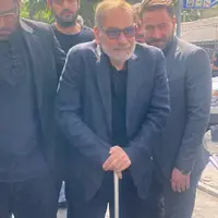 اولین تصویر از شمخانی پس از حمله اسرائیل؛ مشاور رهبری در مراسم تشییع شهدا حاضر شد