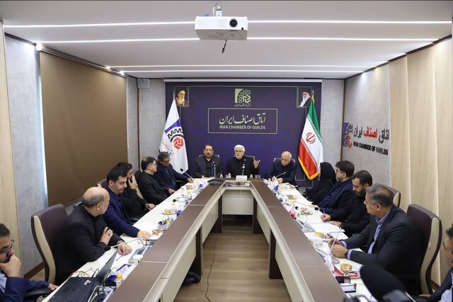 عارف: برنامه اقتصادی دوران جنگ را از ماههای ابتدایی دولت تهیه کرده بودیم