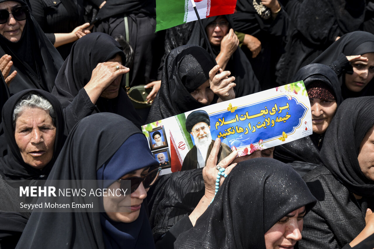 تشییع پیکر سردار شهید «غلامرضا سوادکوهی» در فریدن اصفهان