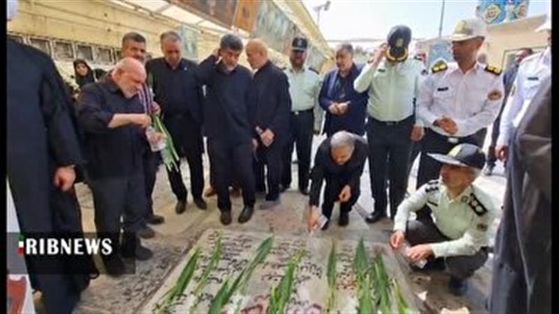 برگزاری مراسم بزرگداشت شهدای حادثه هفتم تیر در قم