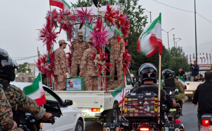 پیکر مطهر شهید سپهبد علی شادمانی وارد فرودگاه همدان شد