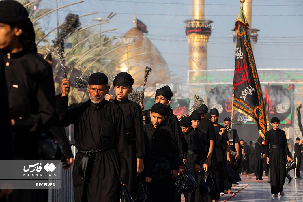  عزاداری عاشقان حسین(ع) در بین‌الحرمین
