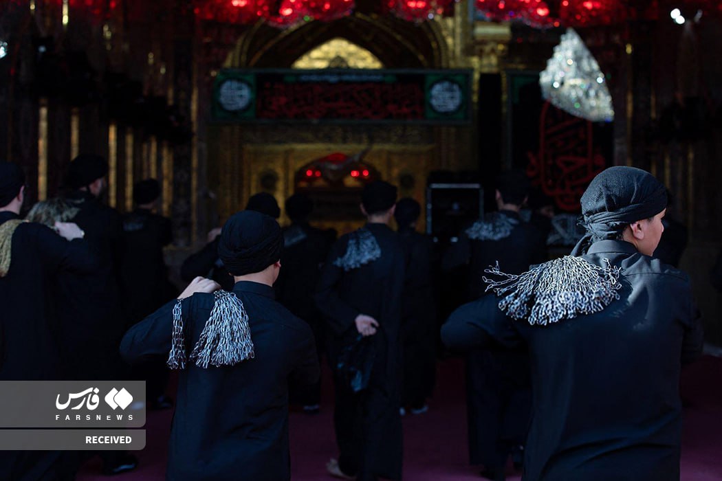  عزاداری عاشقان حسین(ع) در بین‌الحرمین