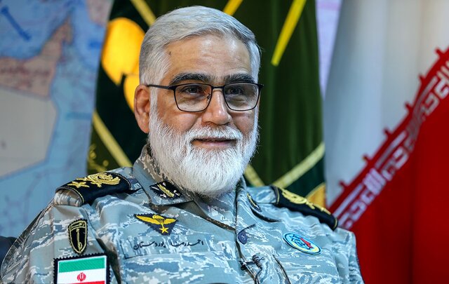 امیر پوردستان: مردم در دفاع از کشور پشت ارتش و سپاه هستند