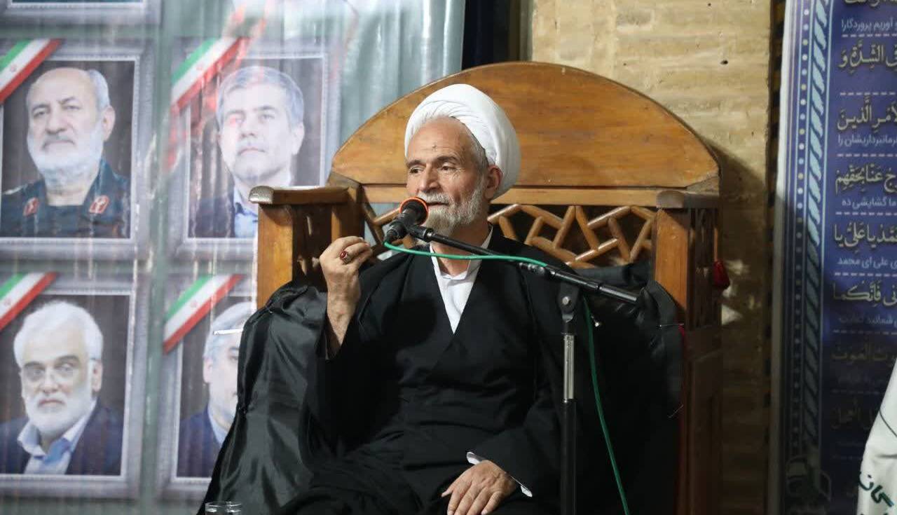 آیین گرامیداشت سالروز شهدای ۷ تیر در شهرکرد برگزار شد