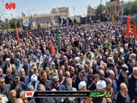 اقامه نماز بر پیکر مطهر سردار شهید شادمانی