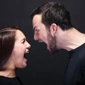 بود و نبودم برای شوهرم فرقی ندارد