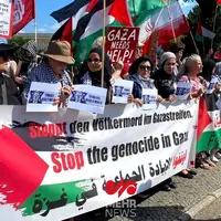  تصاویری از تظاهرات فعالان فلسطینی و آلمانی در اعتراض به جنگ اسرائیل علیه ایران و غزه