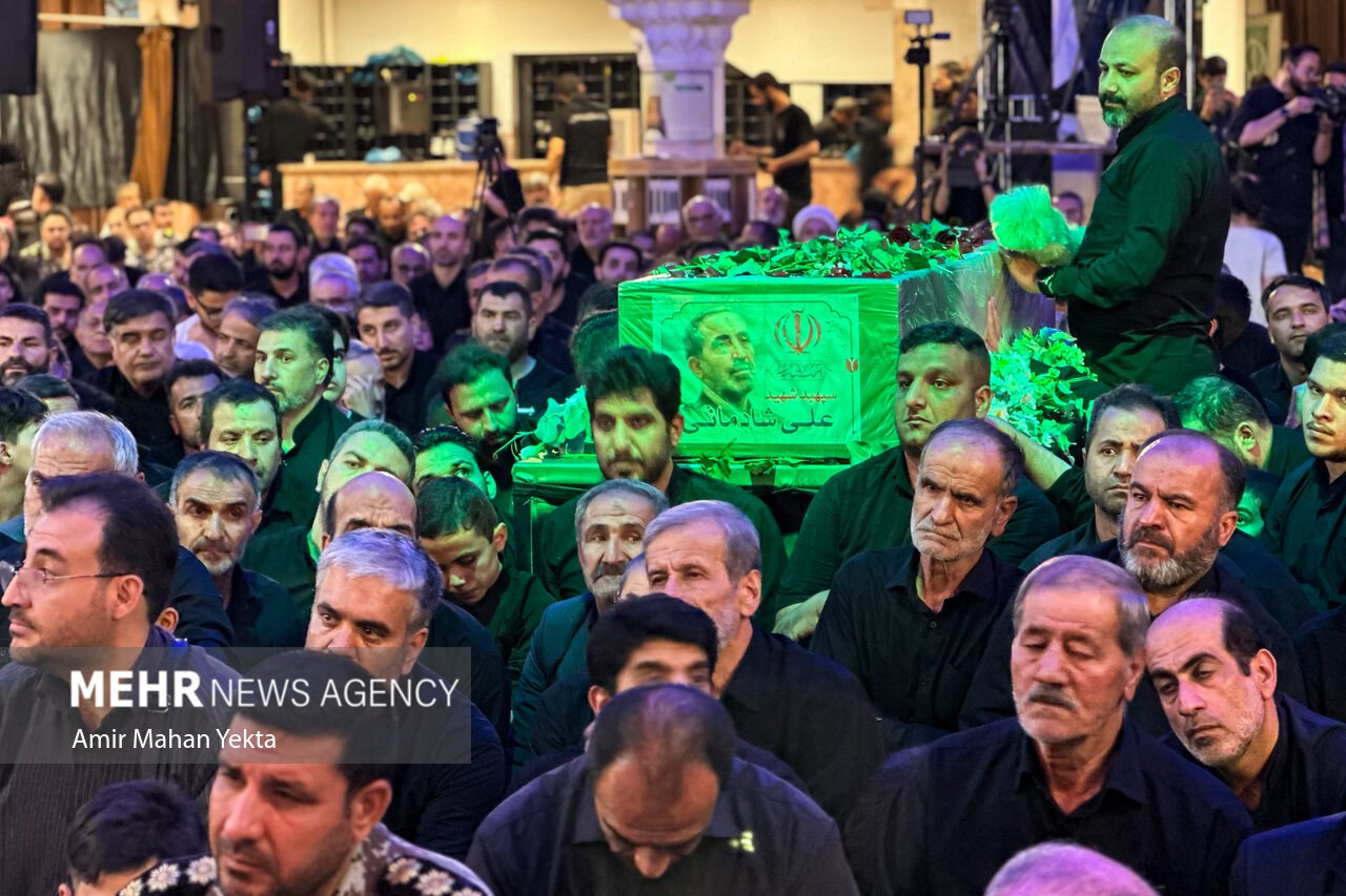 عکس/ مراسم وداع با پیکر مطهر سردار شهید «علی شادمانی» در همدان 