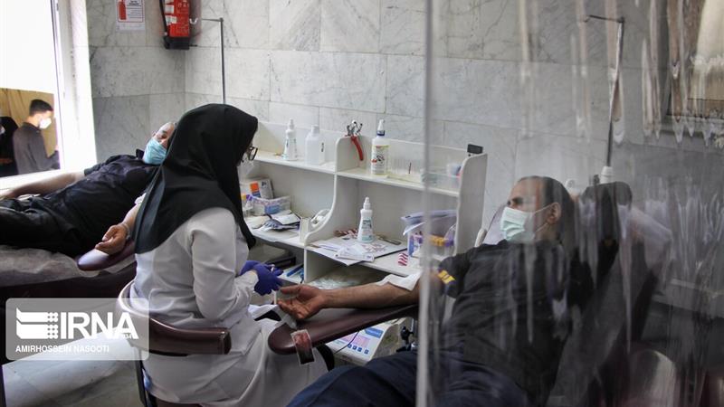 عزاداران استان مرکزی با نذر خون به استقبال ماه محرم رفتند