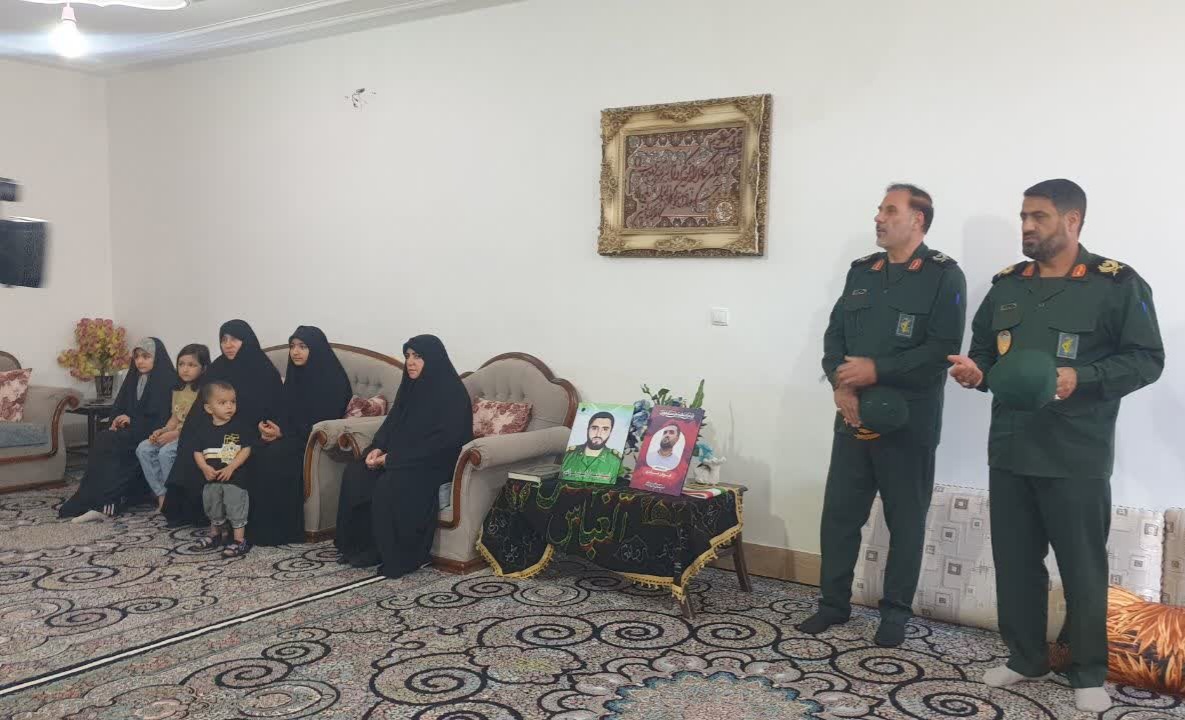 دیدار فرماندهان سپاه لرستان با 5 خانواده شهید حمله تروریستی رژیم صهیونی