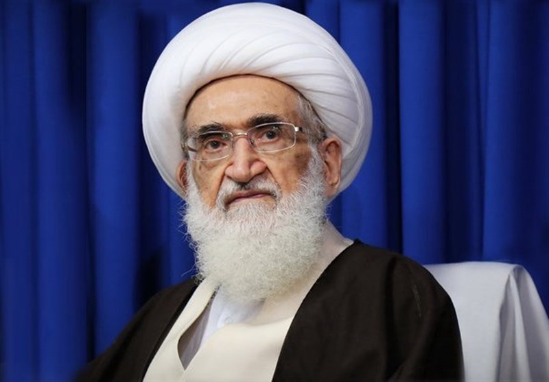 فتوای آیتالله نوری همدانی: هرگونه تهدید رهبر انقلاب، حکم محارب را دارد
