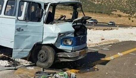 واژگونی مینیبوس با ۱۱ مصدوم در محور همدان به تهران