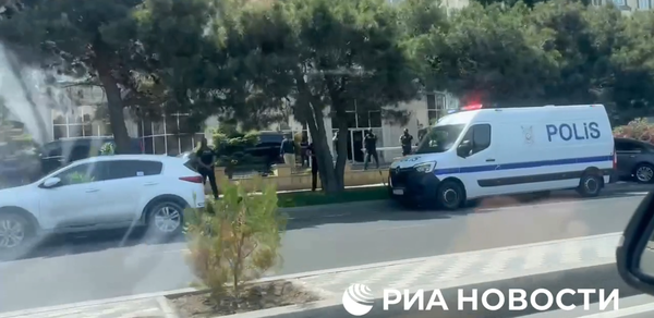 تنش میان مسکو و باکو؛ حمله نیروهای امنیتی جمهوری آذربایجان به یک خبرگزاری دولتی روسی