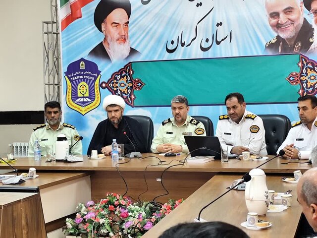 مراسم تکریم و معارفه رئیس پلیس راهور استان کرمان برگزار شد