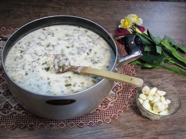 آش دوغ اردبیل؛ یک آش سبک و خواب آور