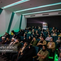 تماشای فیلم زیر سایه موشک‌ها؛ دشمن هشدار داد اما مردم نرفتند!