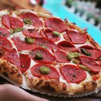 تلفیق پیتزای پپرونی و سیر، یک تیر و دو نشونه