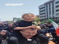 تصاویر دیده نشده از رجزخوانی کودکان در تشییع پیکر شهدا