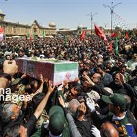 ۲۷ شهید مدافع وطن در امامزادگان کرج به خاک سپرده شدند