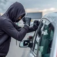 کشف ۲۵ فقره سرقت قطعات خودرو در همدان