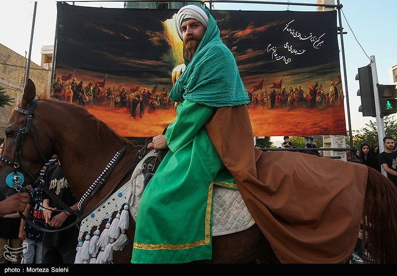 کاروان نمادین کربلا در مبارکه اصفهان