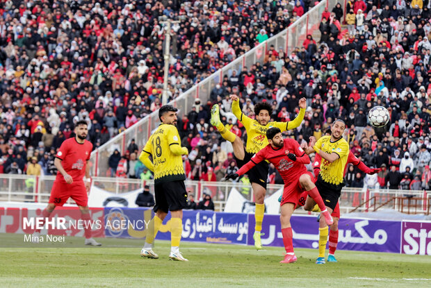 فصل فوق‌فشرده برای تراکتور، سپاهان و استقلال؛ پرسپولیس راحت شد!