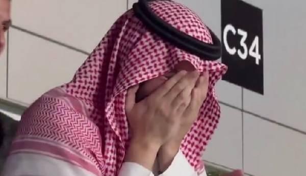 رئیس باشگاه الهلال اشک میریخت!