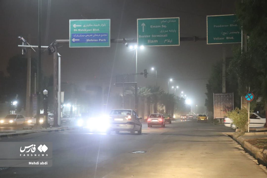  مهران در محاصره گرد و خاک