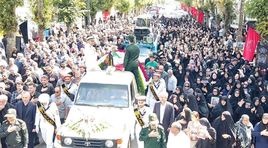  تشییع پیکر سرباز ۲۰ ساله نیروی دریایی در رضوانشهر